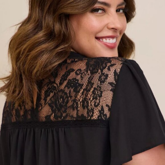 Torrid Georgette With Lace Detail Flutter Sleeve Black Top - Size 2 - Picture 5 of 12